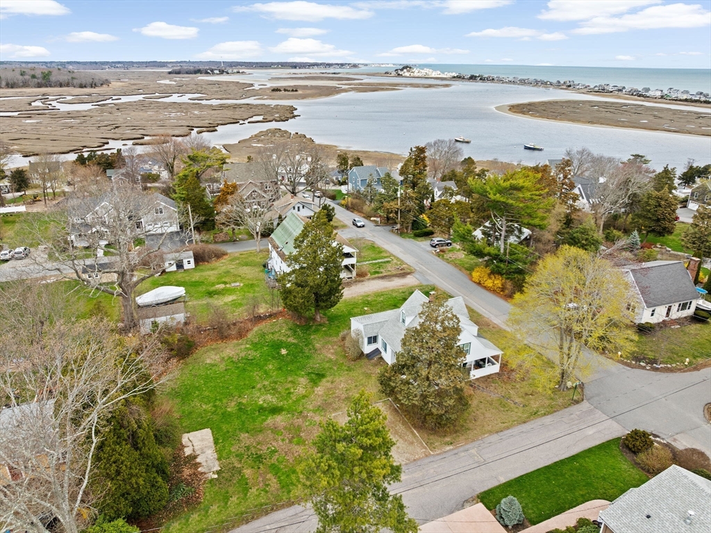 12 Ferry Hill Road