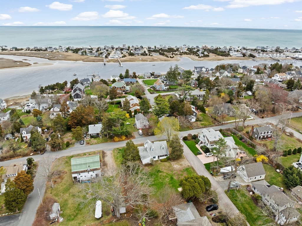 12 Ferry Hill Road