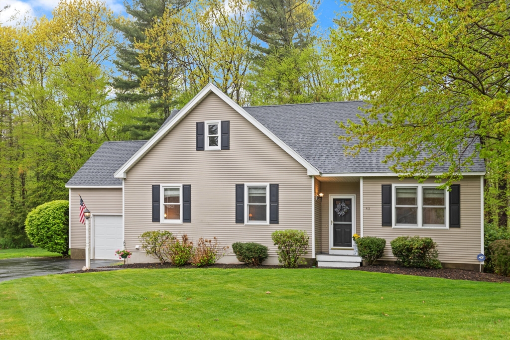 43 Beechwood Dr