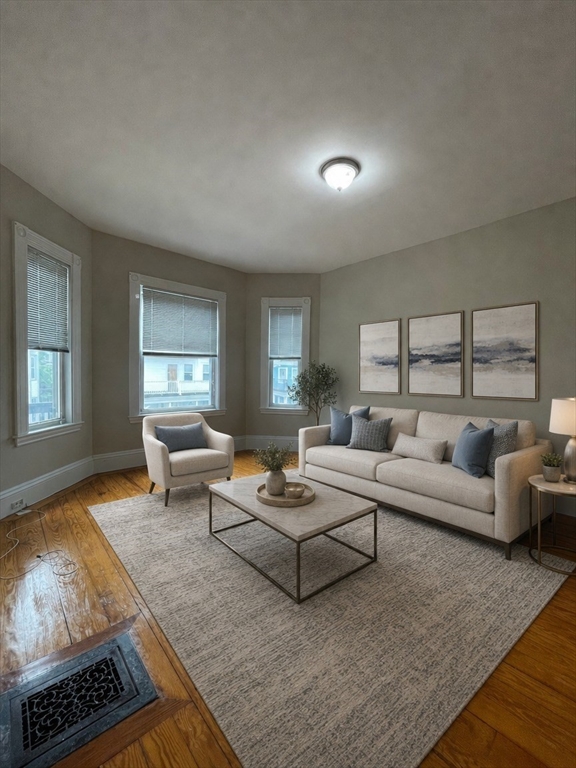Click for 100 Lonsdale St #2, Boston, MA slideshow Click for 100 Lonsdale St #2, Boston, MA slideshow