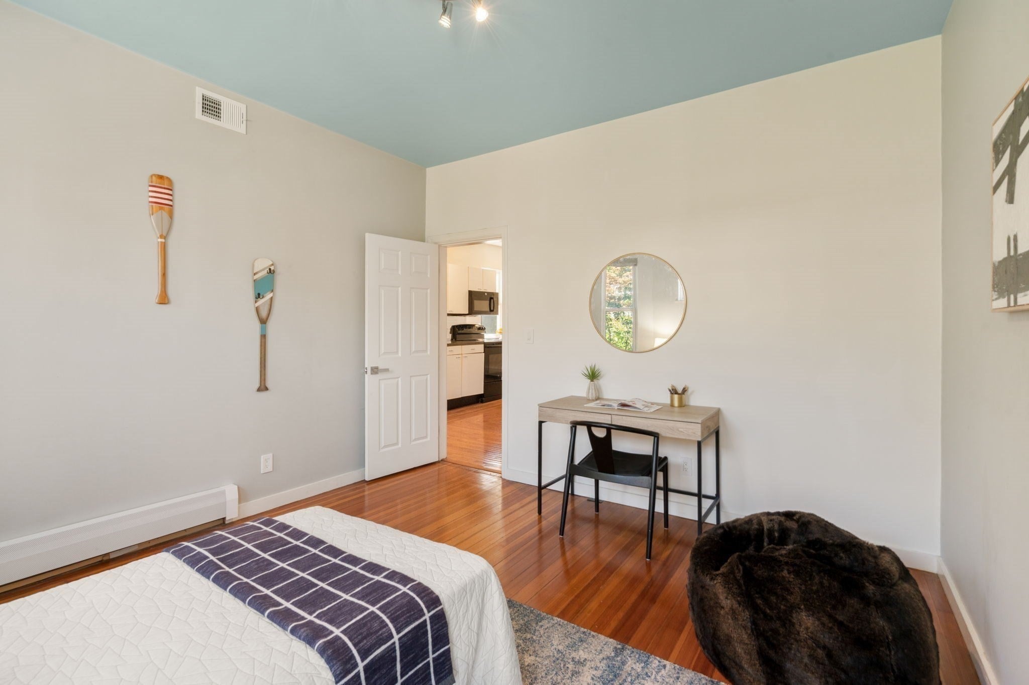 89-91 St. Paul St #2, Brookline, MA Photo #24