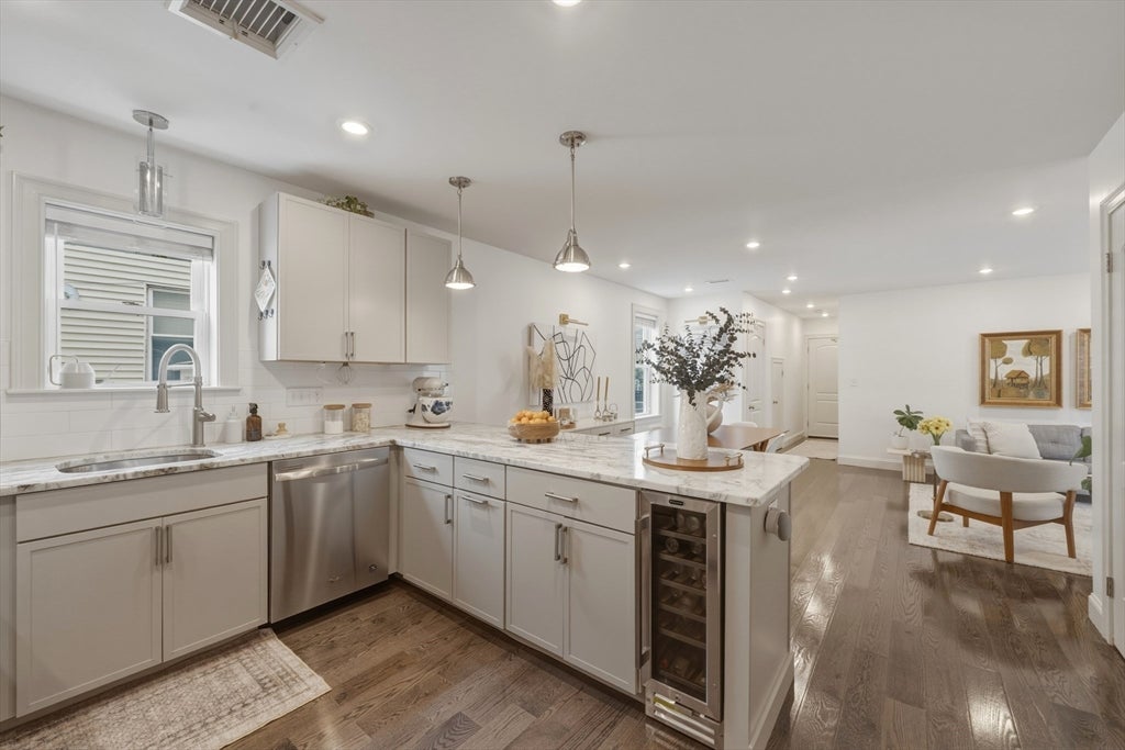 22 Otis St #1, Somerville, MA, 22 Otis St #1, Somerville, MA Photo #6