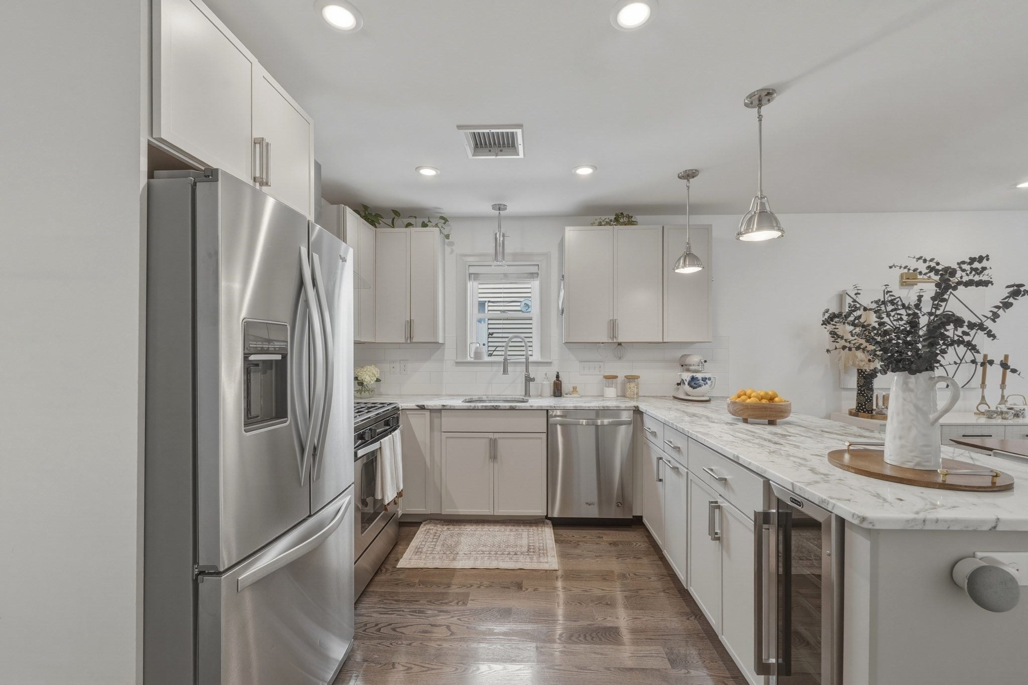22 Otis St #1, Somerville, MA, 22 Otis St #1, Somerville, MA Photo #4