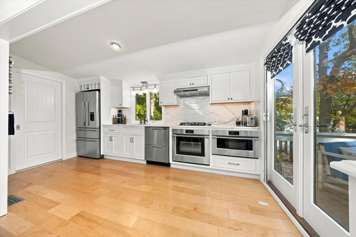 25 Grove Avenue, Hingham, MA Photo #20