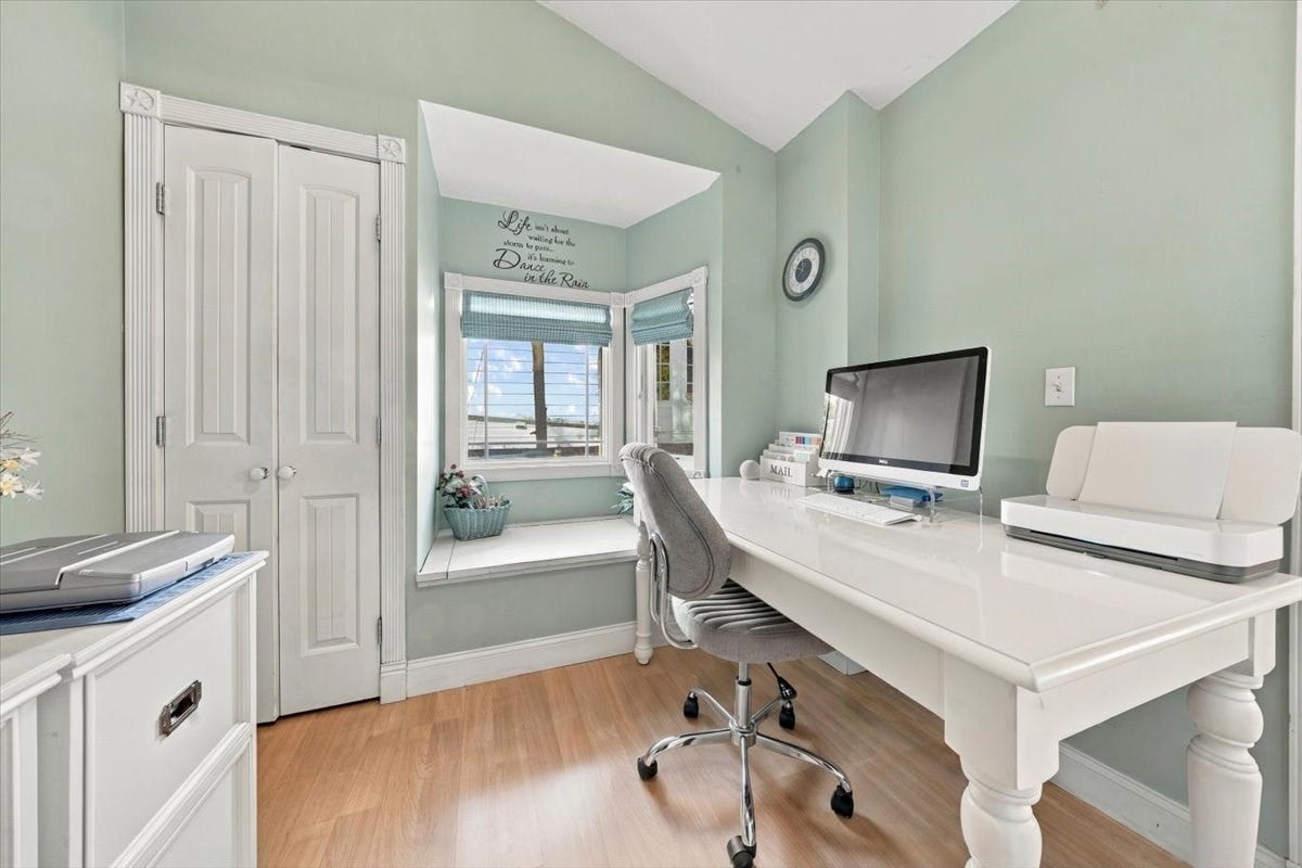 25 Grove Avenue, Hingham, MA Photo #13