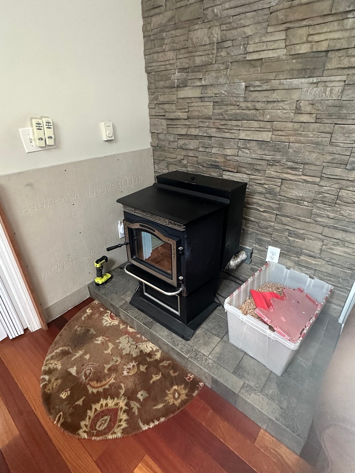 31 Tilton Street, Lowell, MA, 31 Tilton Street, Lowell, MA Photo #6