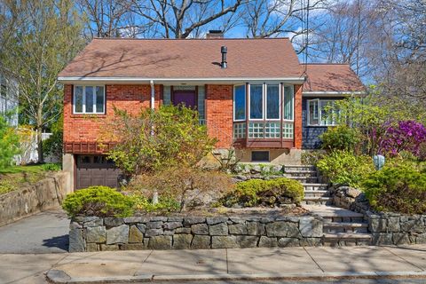 34 Crehore Rd Boston MA 02467
