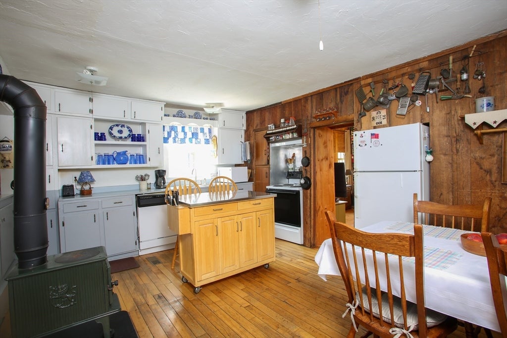 154 Leshure Rd, Rowe, MA, 154 Leshure Rd, Rowe, MA Photo #5