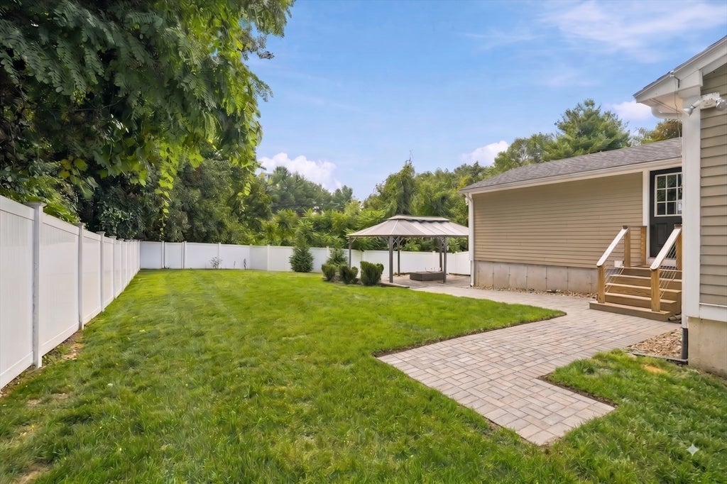10 Hunter Dr, Newburyport, MA, 10 Hunter Dr, Newburyport, MA Photo #35