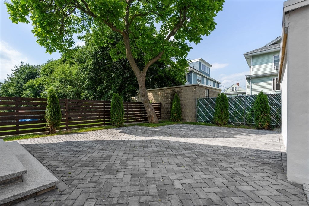 31 Conwell Ave, Somerville, MA Photo #28