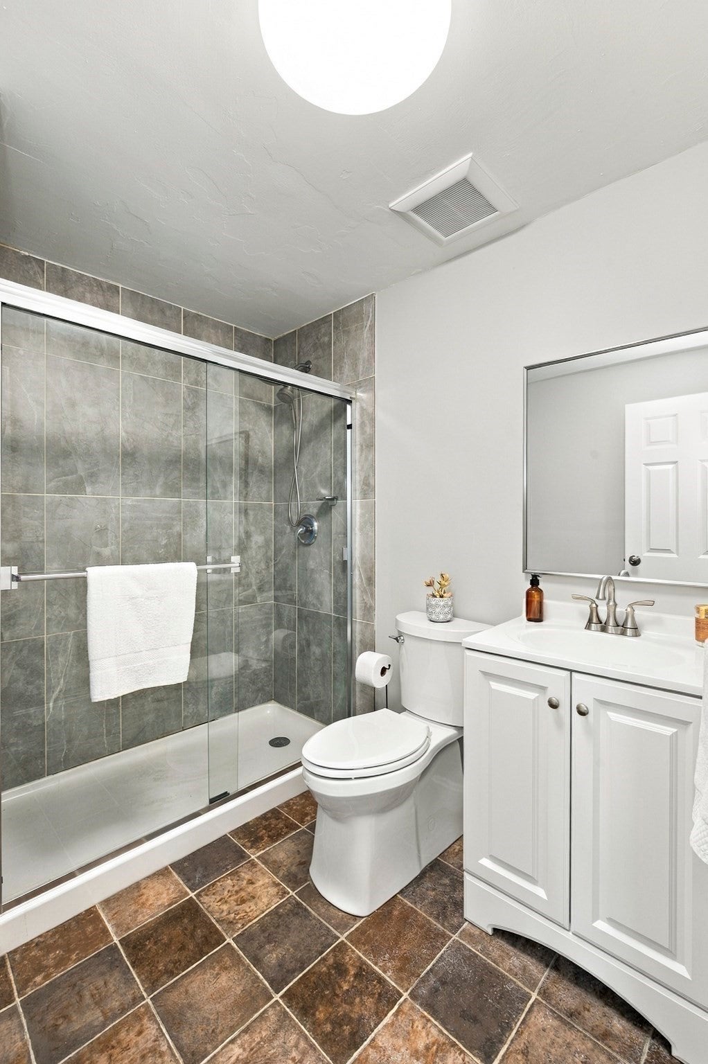 123 Merrimack Meadows Lane #123, Tewksbury, MA, 123 Merrimack Meadows Lane #123, Tewksbury, MA Photo #21