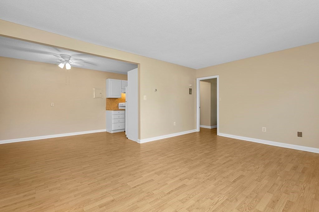 219 Rock St G2