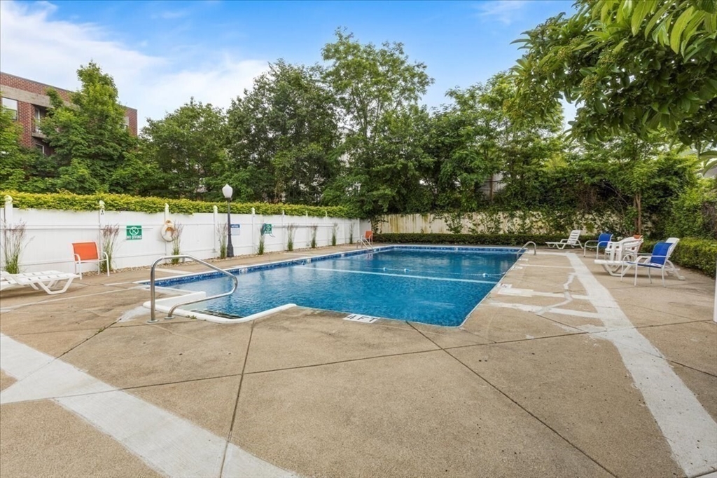 14 Heron St 108