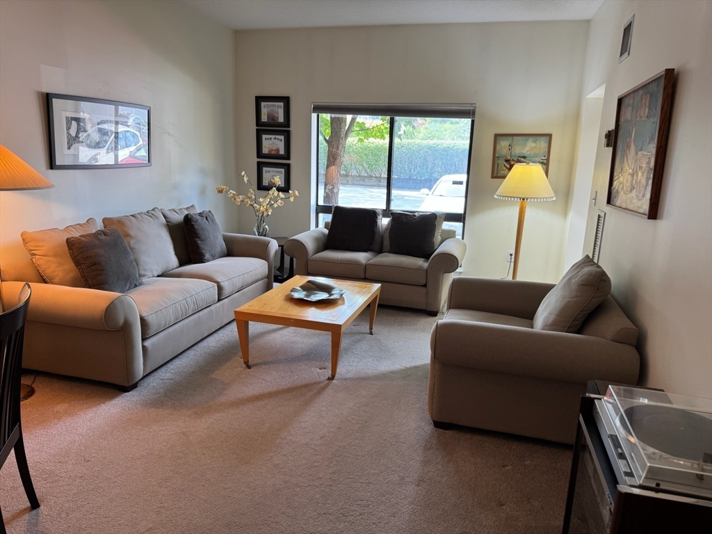 14 Heron St 108