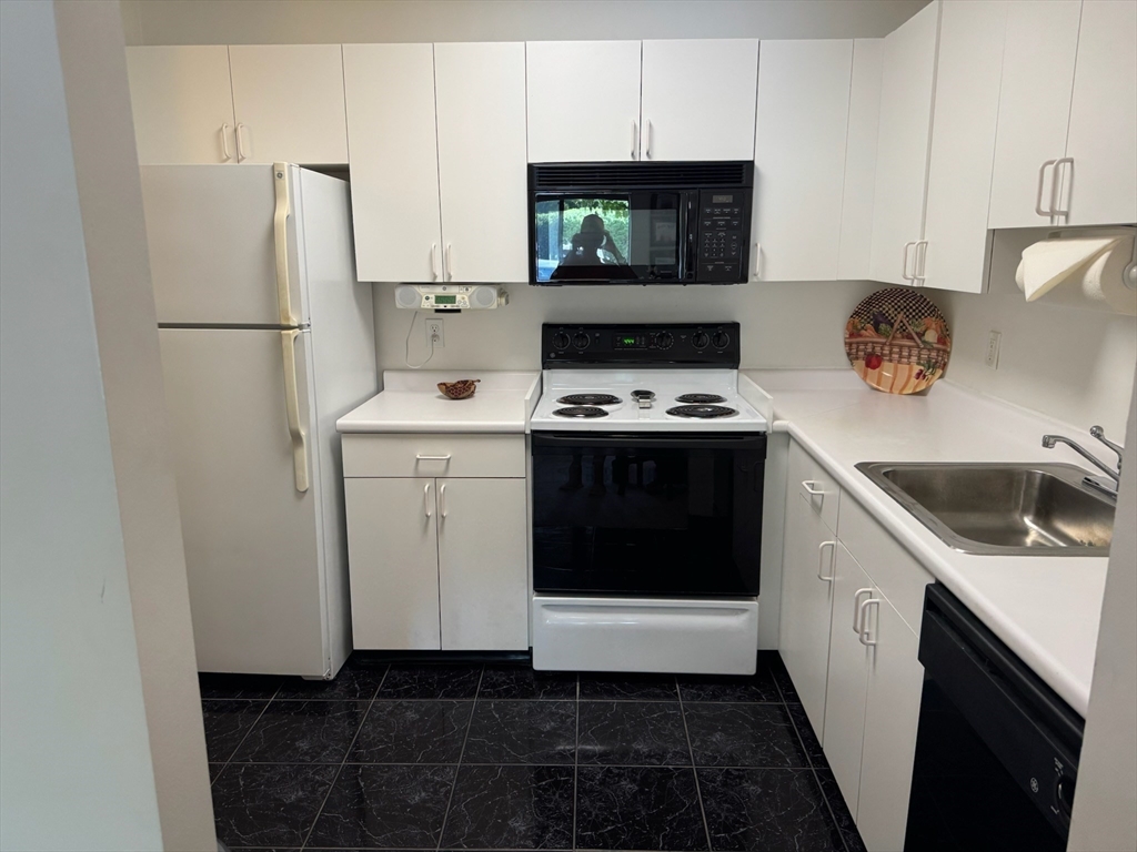 14 Heron St 108