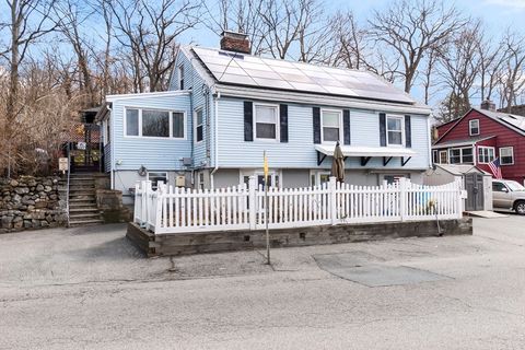 159 Jenness Lynn MA 01904