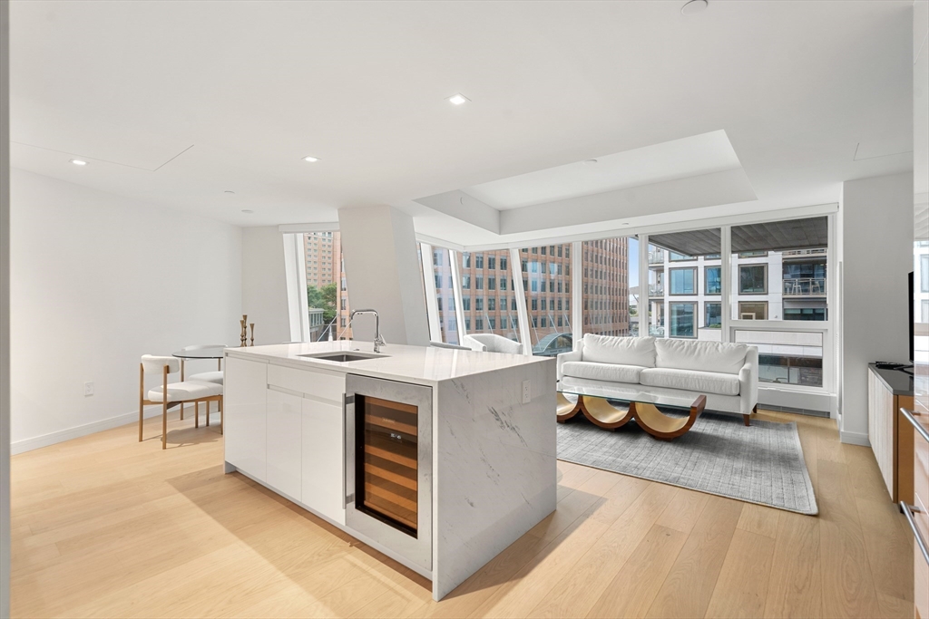 150 Seaport Boulevard 5G