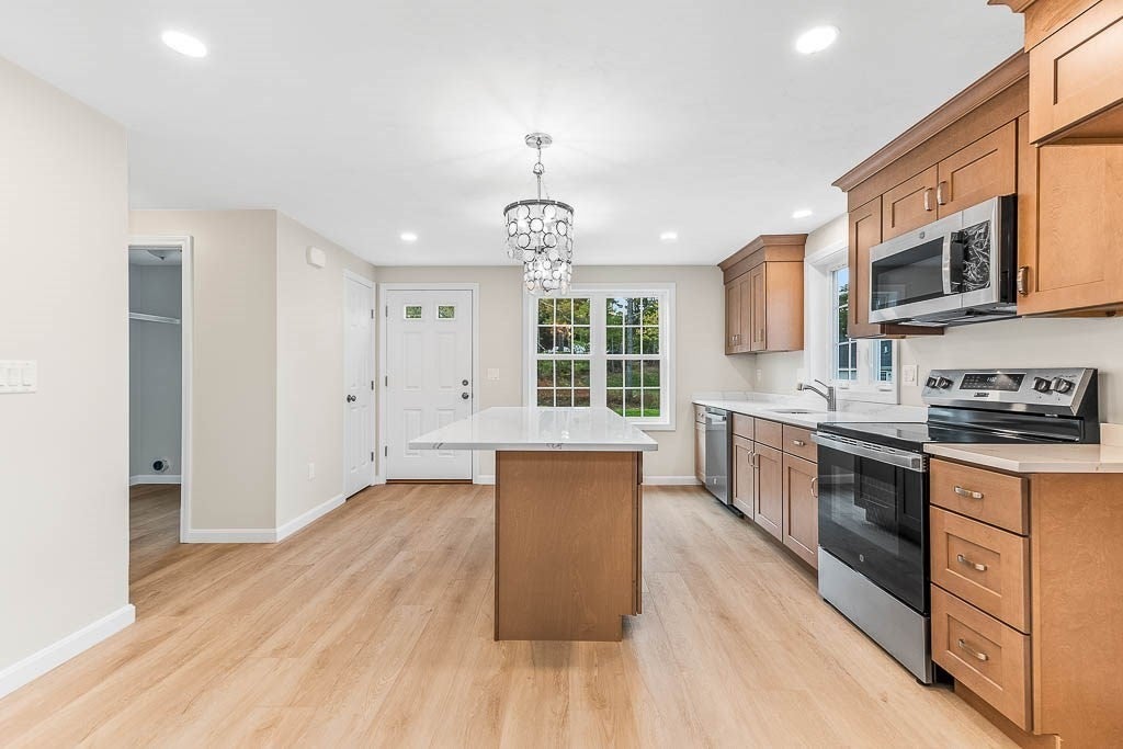 23 Bumblebee Dr, Plymouth, MA, 23 Bumblebee Dr, Plymouth, MA Photo #6