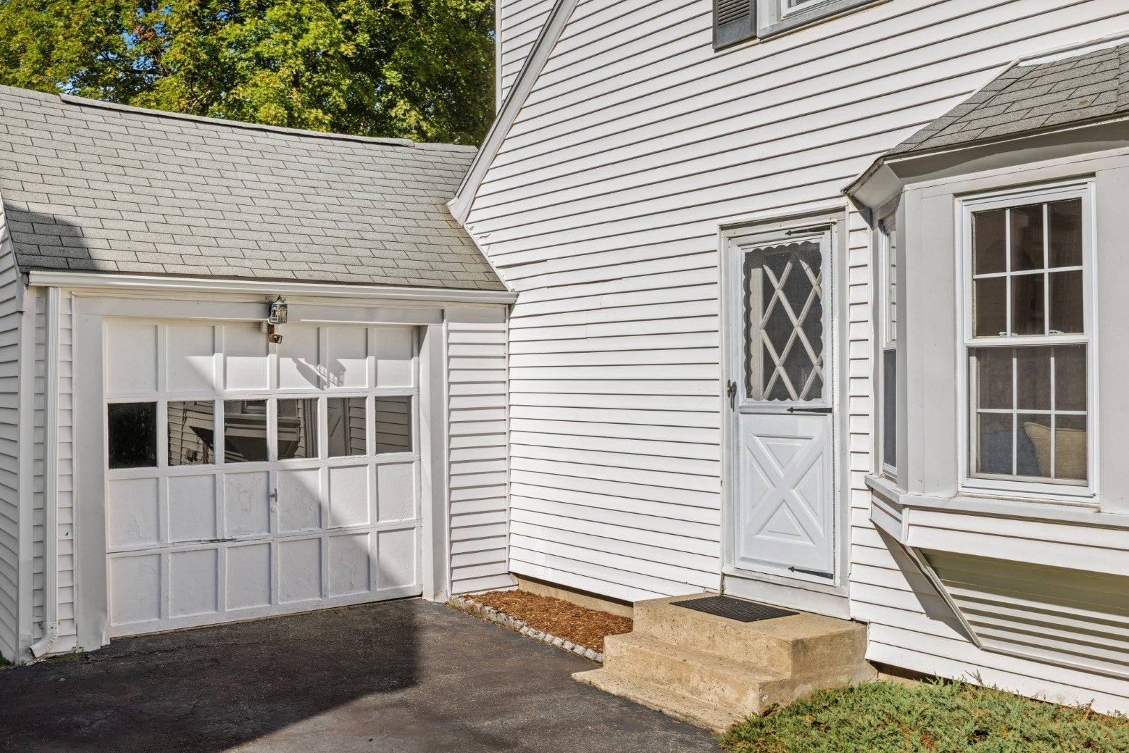 4 Stanton Road, Stoneham, MA, 4 Stanton Road, Stoneham, MA Photo #4