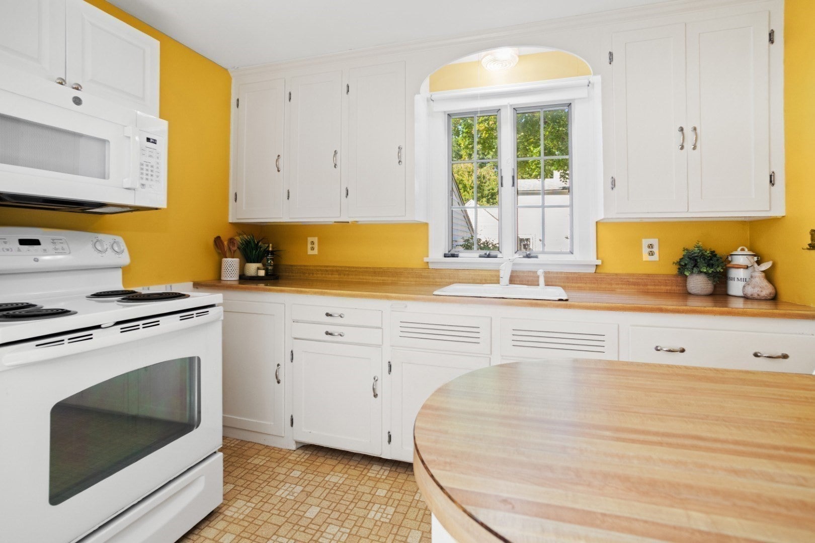 4 Stanton Road, Stoneham, MA, 4 Stanton Road, Stoneham, MA Photo #15