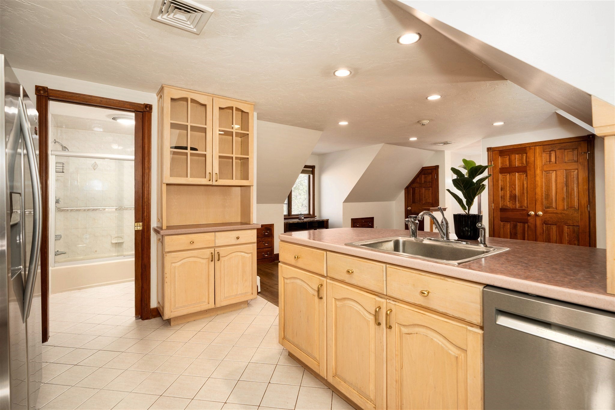 124 Gardiner Road #2, Quincy, MA, 124 Gardiner Road #2, Quincy, MA Photo #8