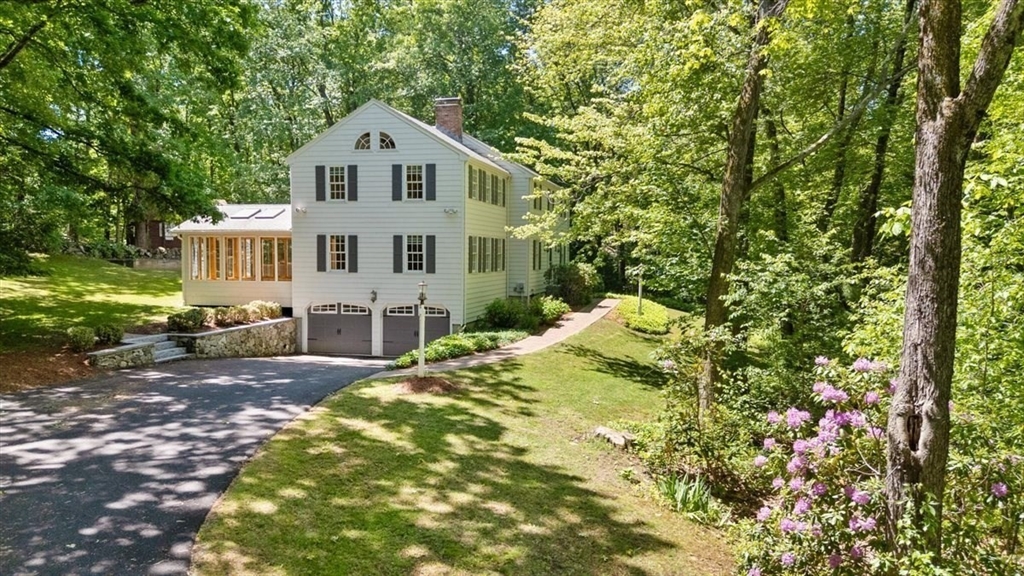 135 Raleigh Tavern Lane