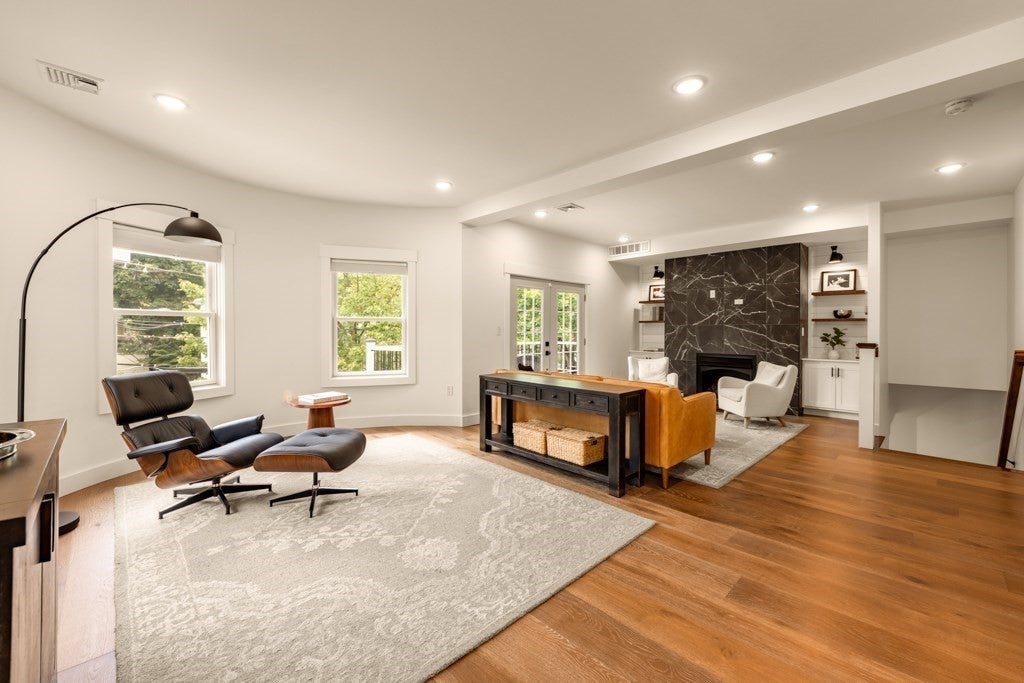 13 Grand View Avenue #2, Somerville, MA Photo #6