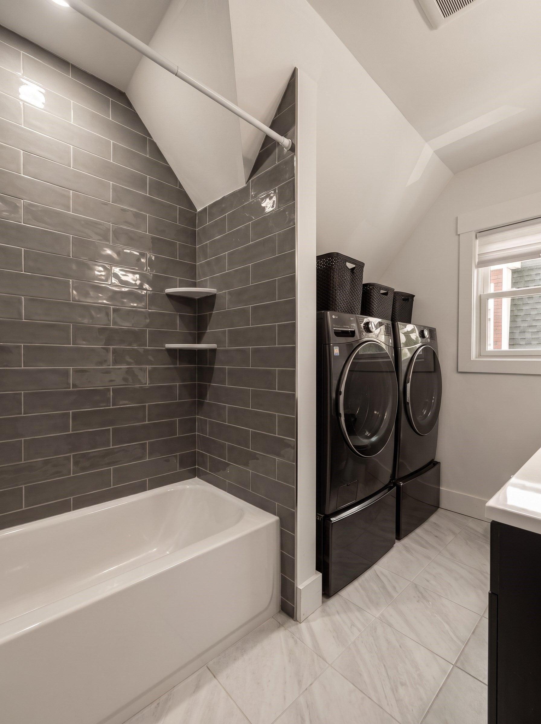 13 Grand View Avenue #2, Somerville, MA Photo #21