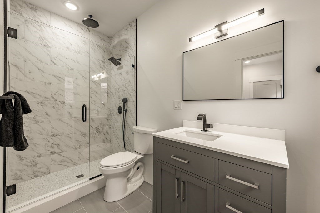 13 Grand View Avenue #2, Somerville, MA Photo #10