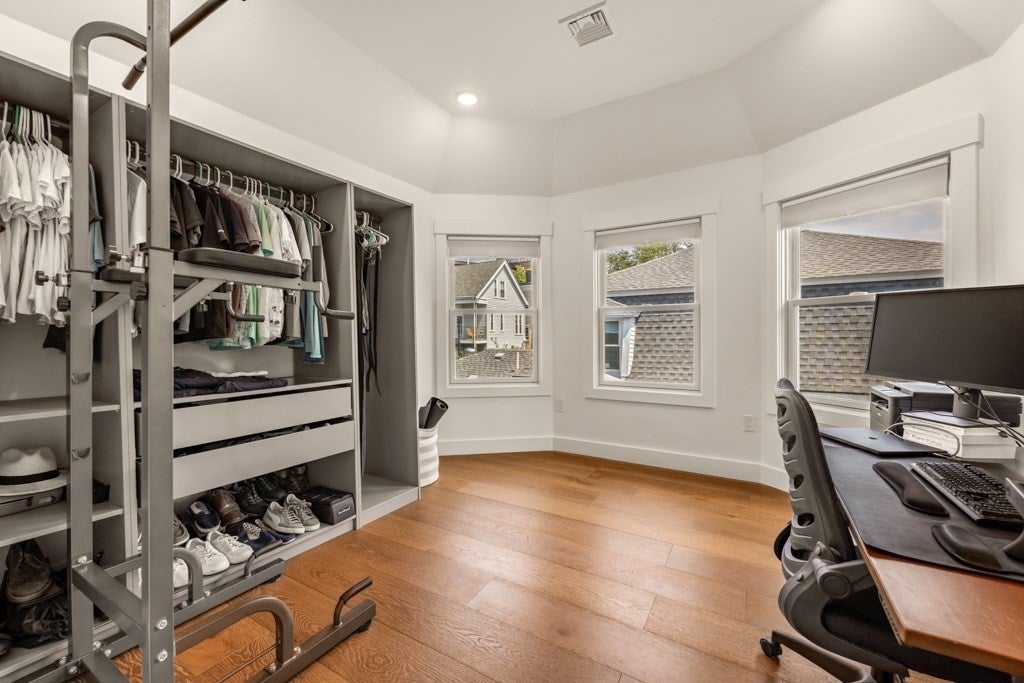 13 Grand View Avenue #2, Somerville, MA Photo #15