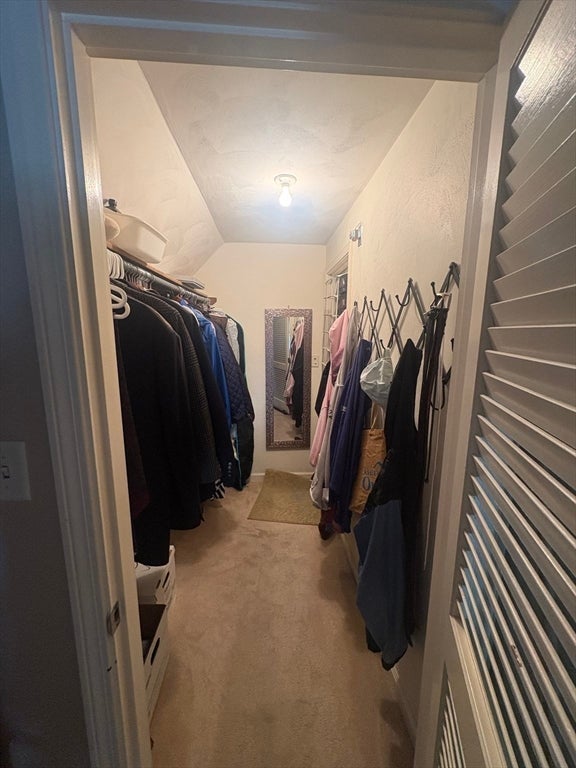 4 Crest Road, Framingham, MA, 4 Crest Road, Framingham, MA Photo #15