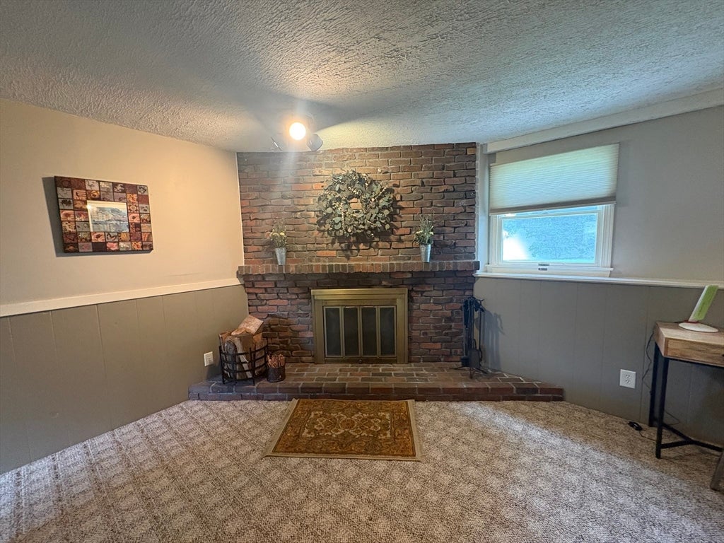 4 Crest Road, Framingham, MA, 4 Crest Road, Framingham, MA Photo #27