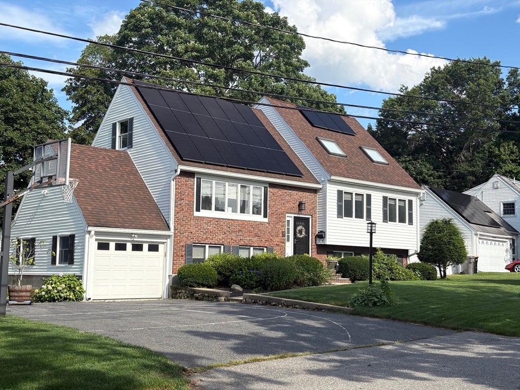 4 Crest Road, Framingham, MA, 4 Crest Road, Framingham, MA Photo #2
