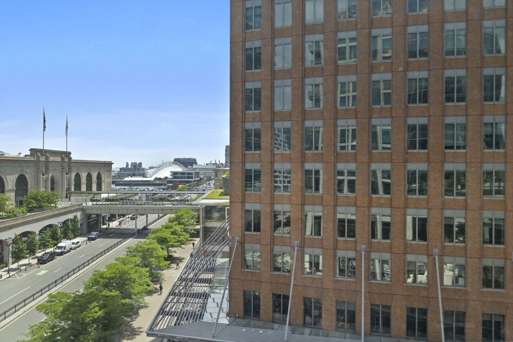 133 Seaport Blvd 723