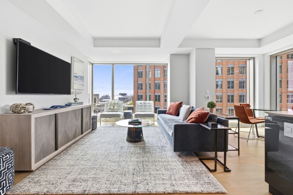 133 Seaport Blvd 723