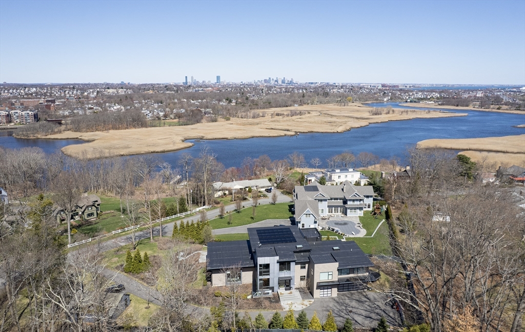 85 Forbes Rd