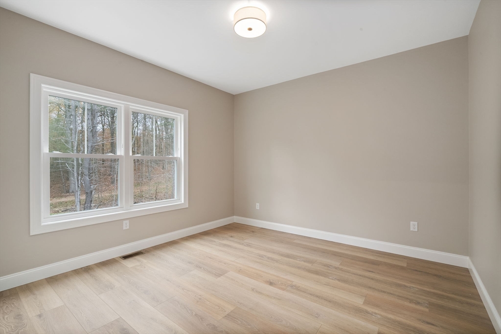 29-4 Sunset Road, Westminster, MA Photo #24