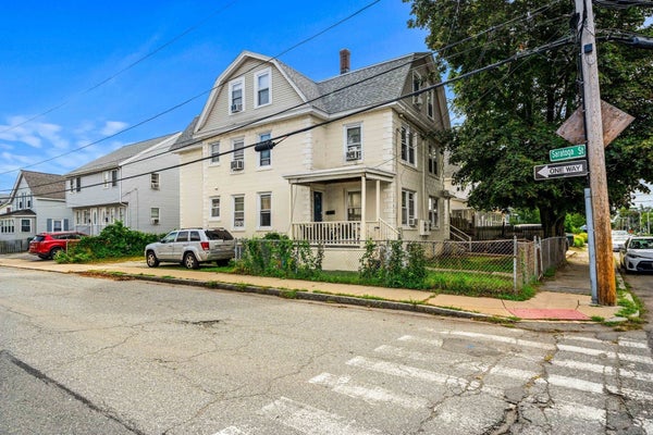 1384 GORHAM ST # 1386, LOWELL, MA 01852 - Image cc15fc5672c6a48acdbafe8e8aedbc7f/3768224133