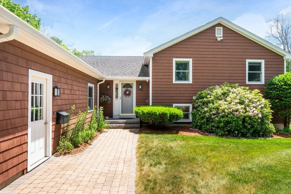 4 Fern Avenue