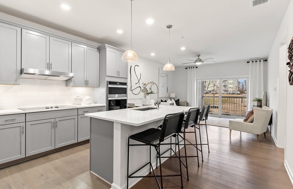 320 Martins Landing 208