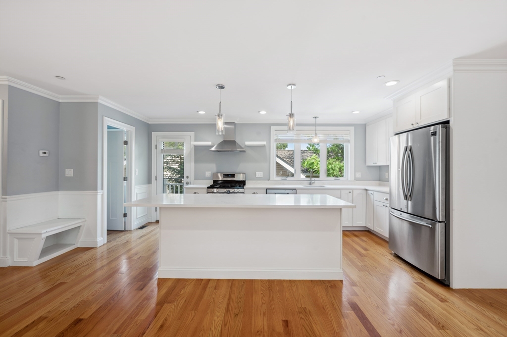 33 Oval Road 2