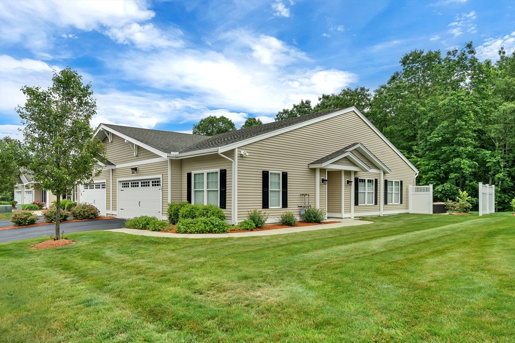 131 Rogerson Crossing 131
