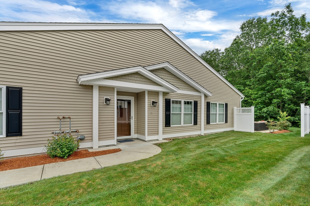 131 Rogerson Crossing 131