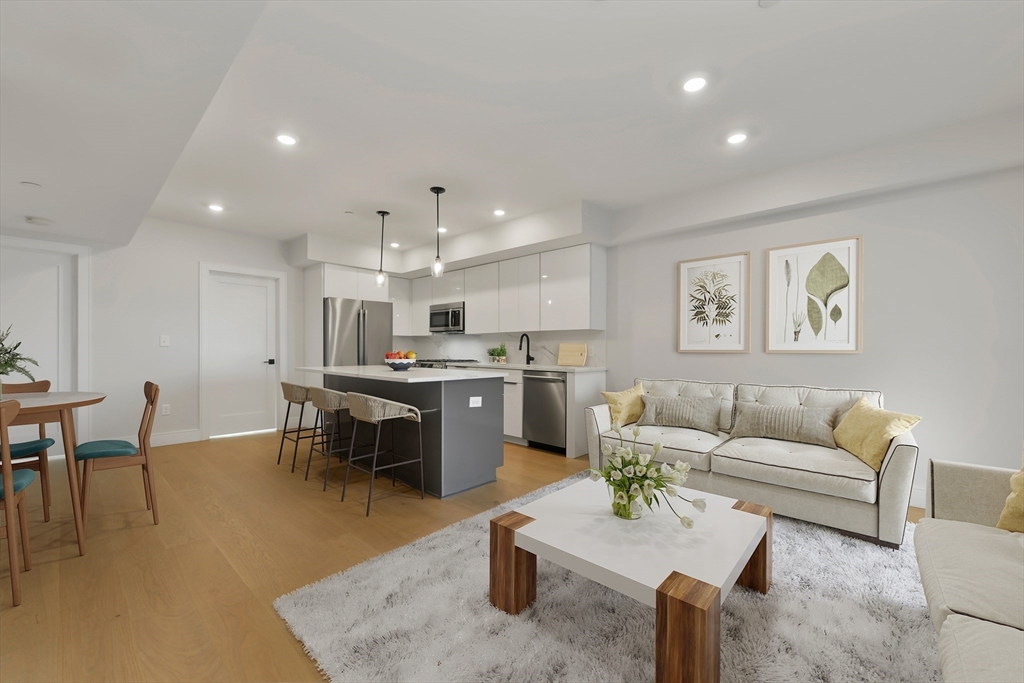 321 W Broadway 6