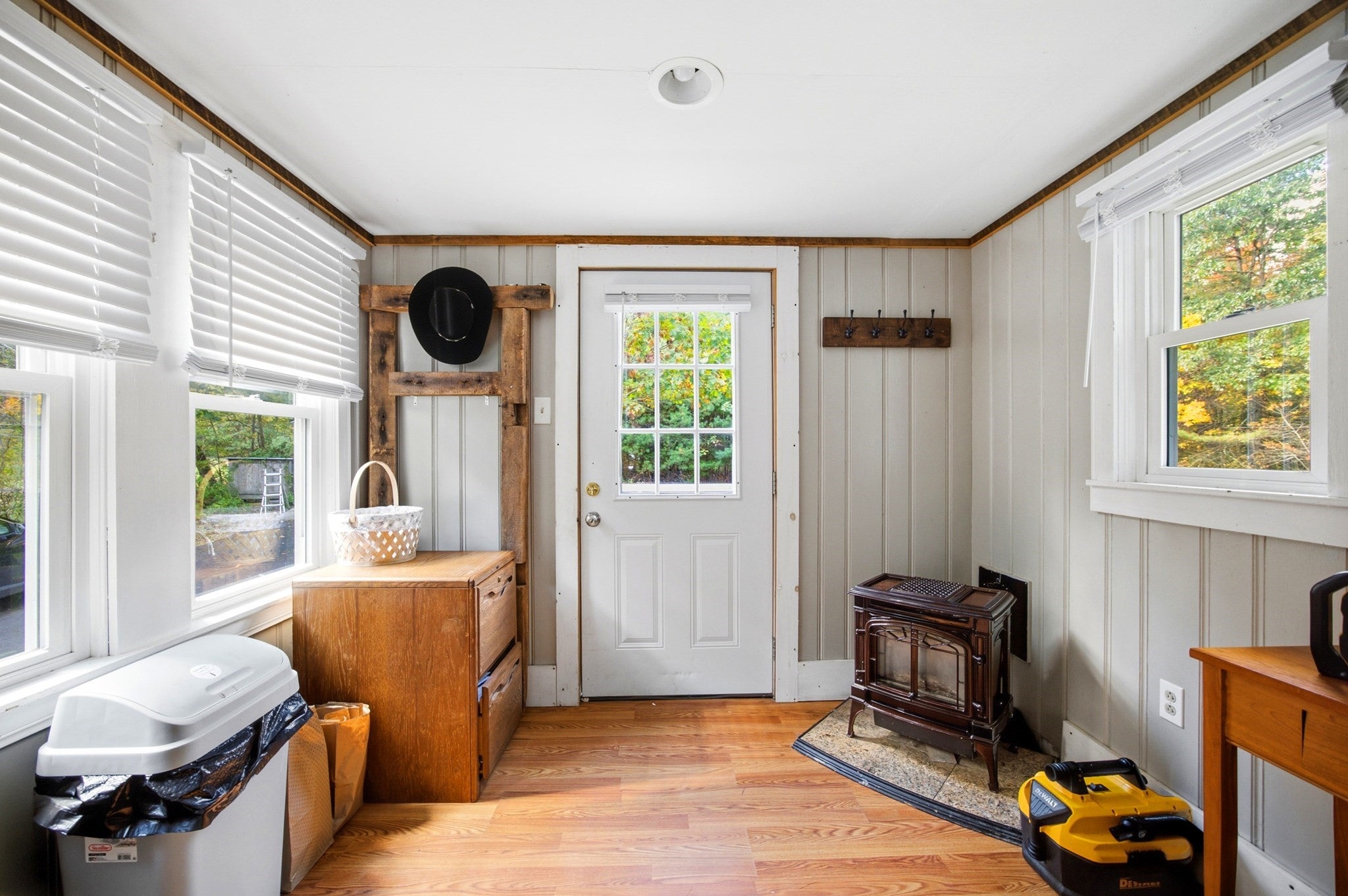 384 N Brookfield Rd, Oakham, MA, 384 N Brookfield Rd, Oakham, MA Photo #5
