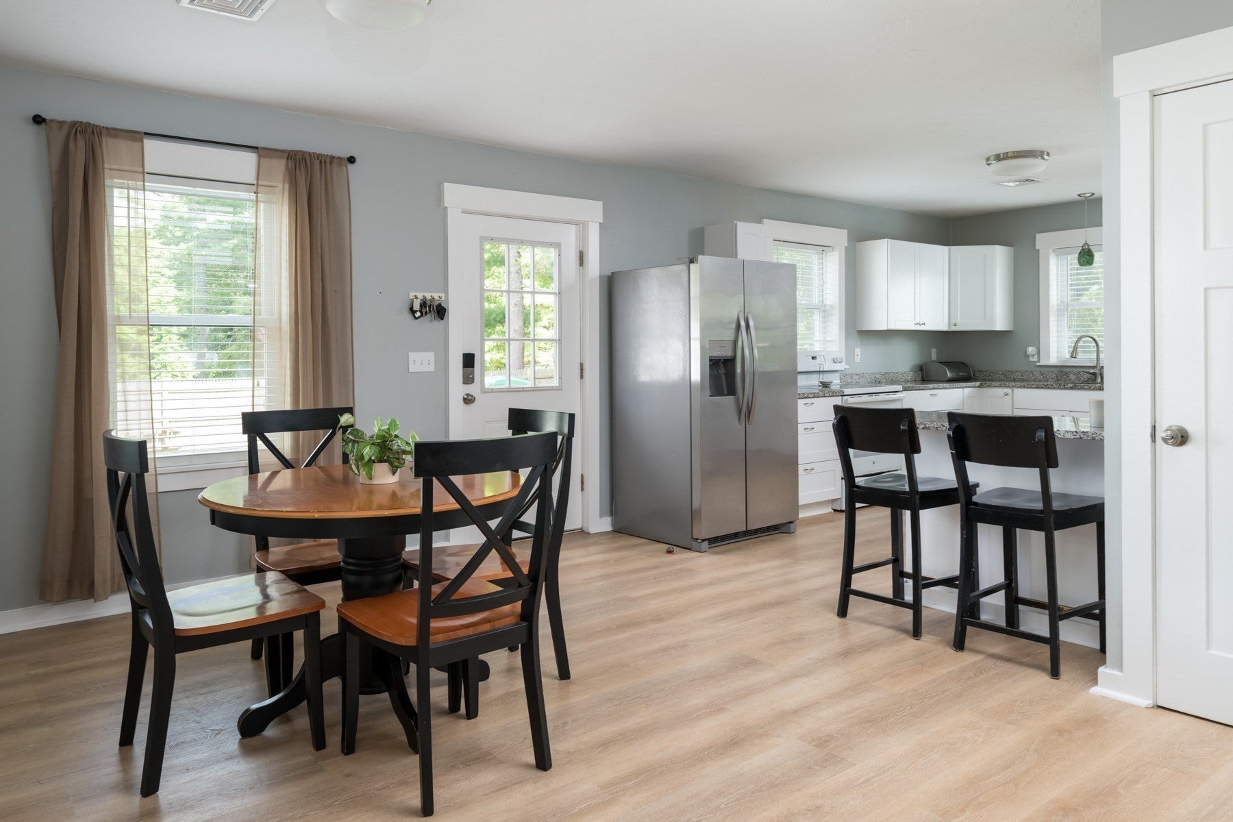 18 Elmwood St, Wareham, MA, 18 Elmwood St, Wareham, MA Photo #8