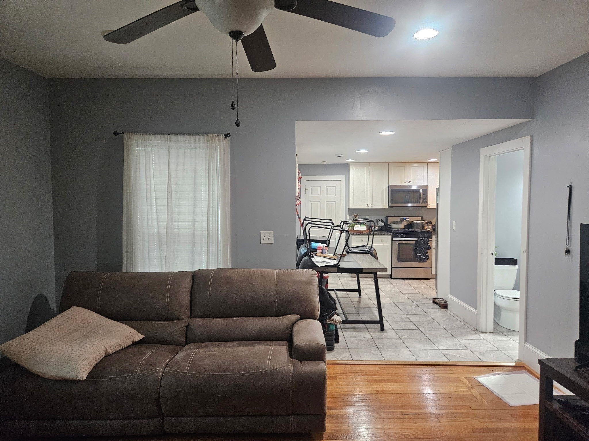 205 Stackpole Street, Lowell, MA Photo #8