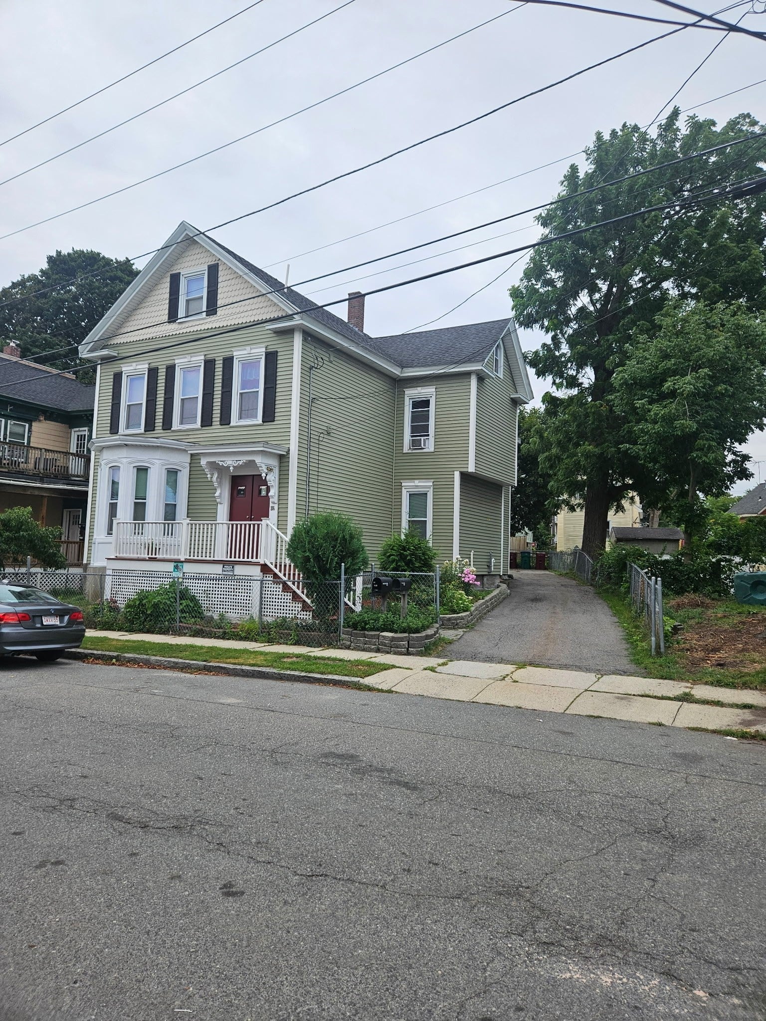 Photo of 205 Stackpole Street, Lowell, MA