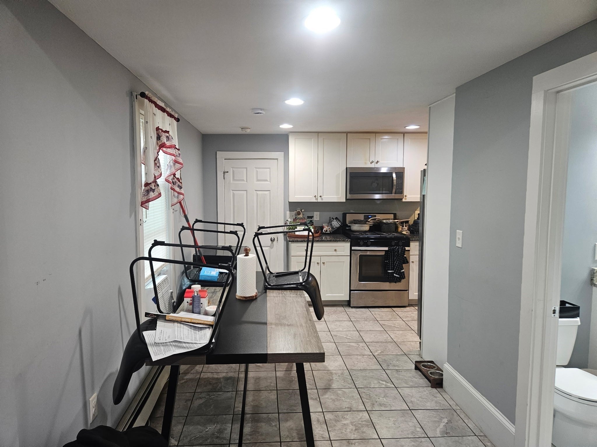 205 Stackpole Street, Lowell, MA Photo #21