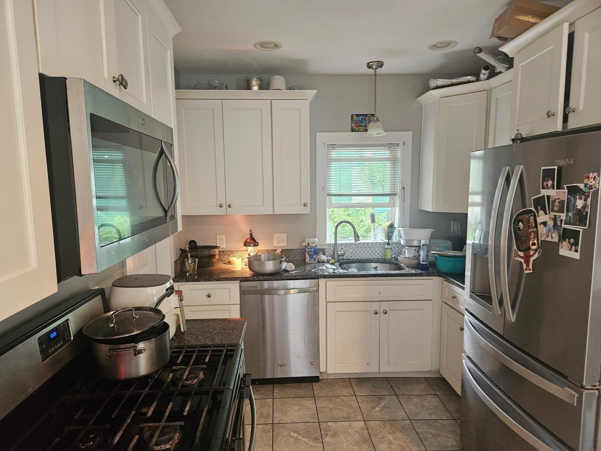 205 Stackpole Street, Lowell, MA Photo #20